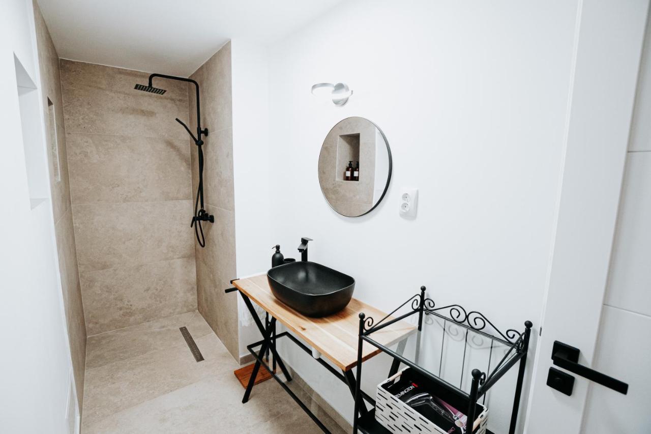 Authentic Old Town Retreat Apartment Sibiu Exterior photo